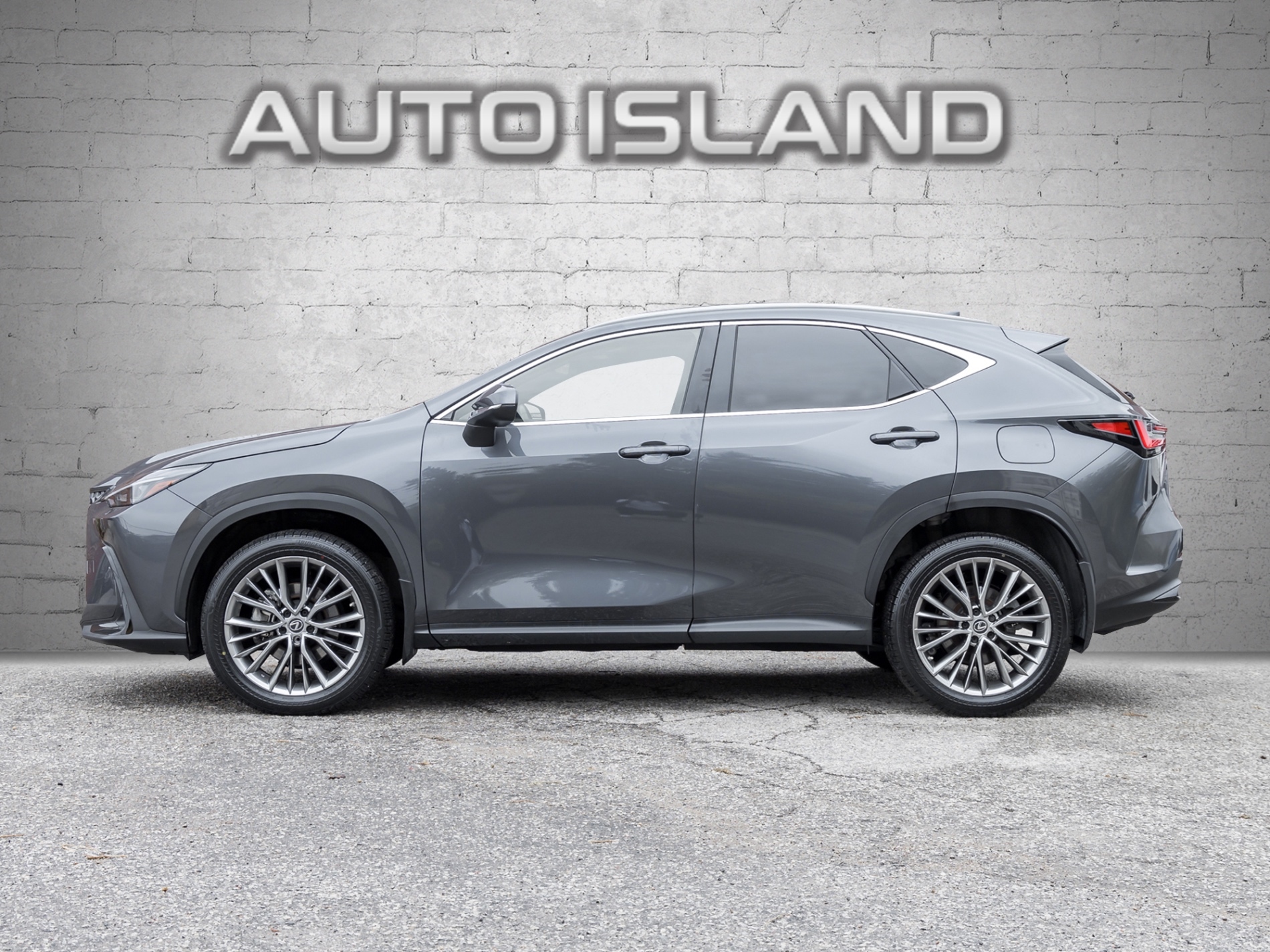 Lexus NX 2023