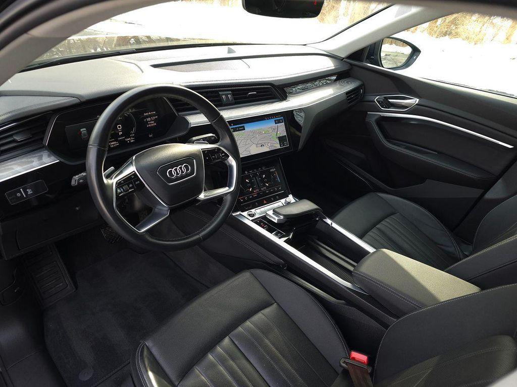 Audi Q8 e-tron 2024