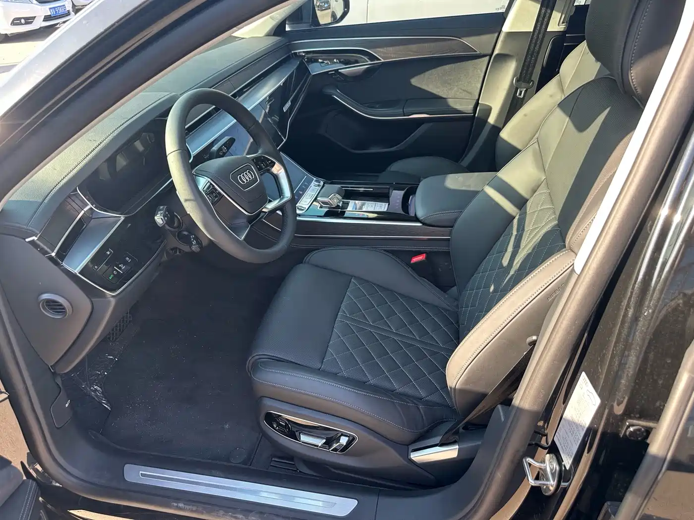 Audi A8 2025