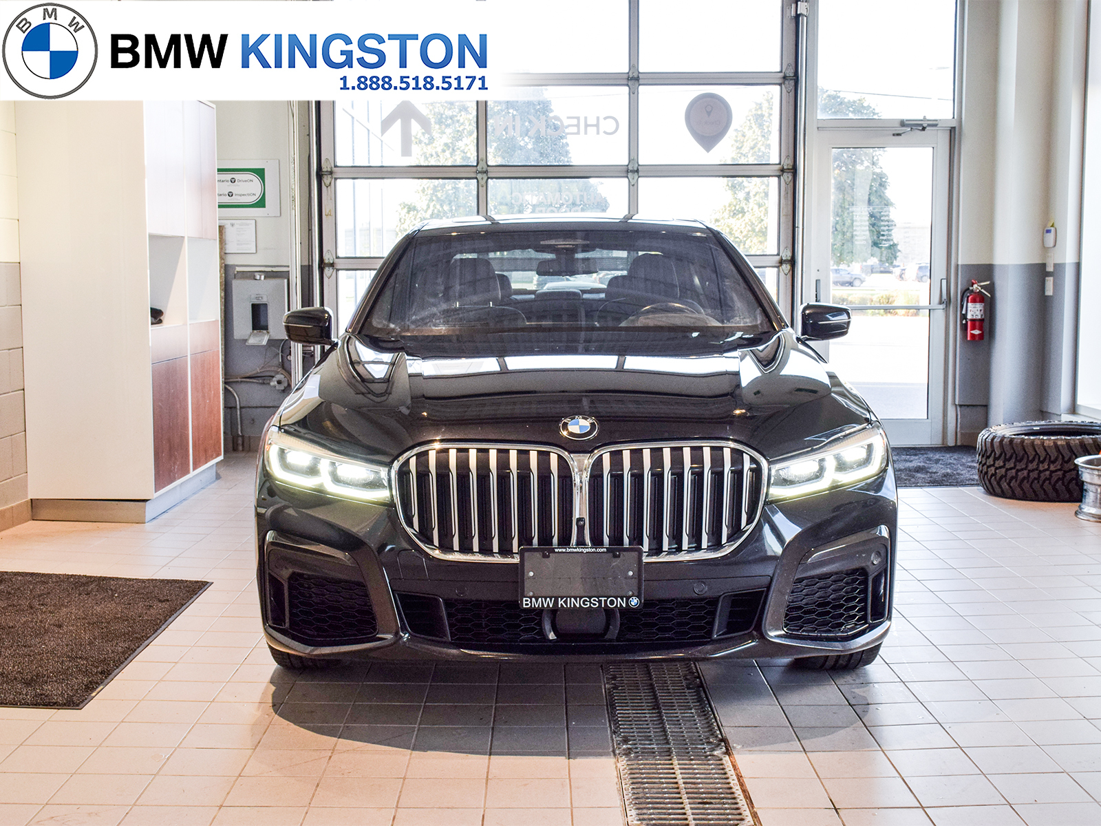 BMW 750 2021