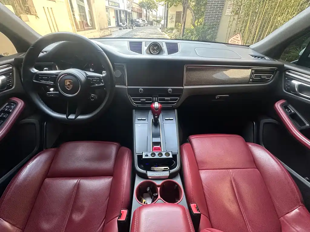 Porsche Macan 2022
