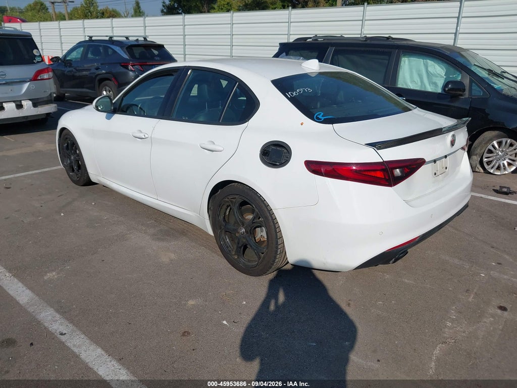 Alfa Romeo Giulia 2022