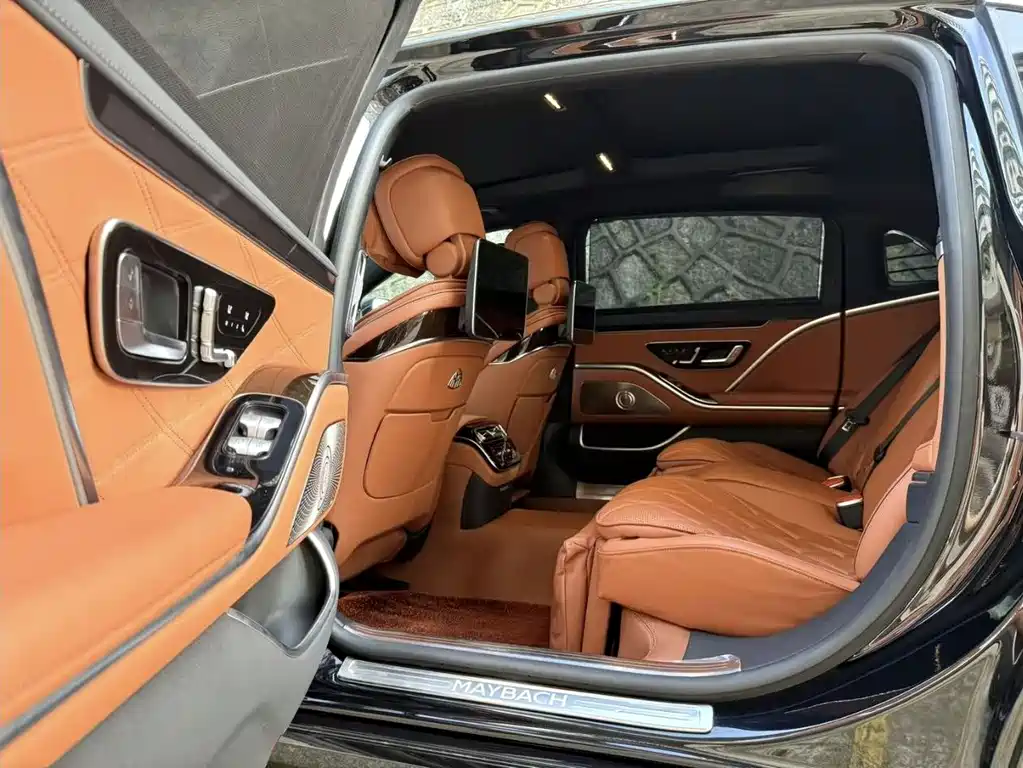 Mercedes-Benz Maybach S-Класс 2024