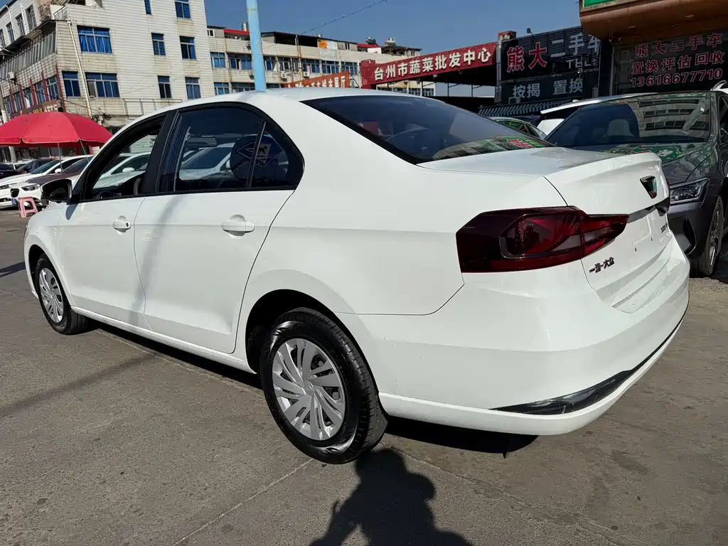 Jetta VA3 2022