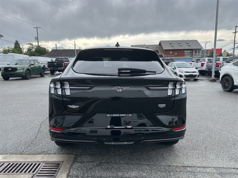 Ford Mustang Mach-E 2023