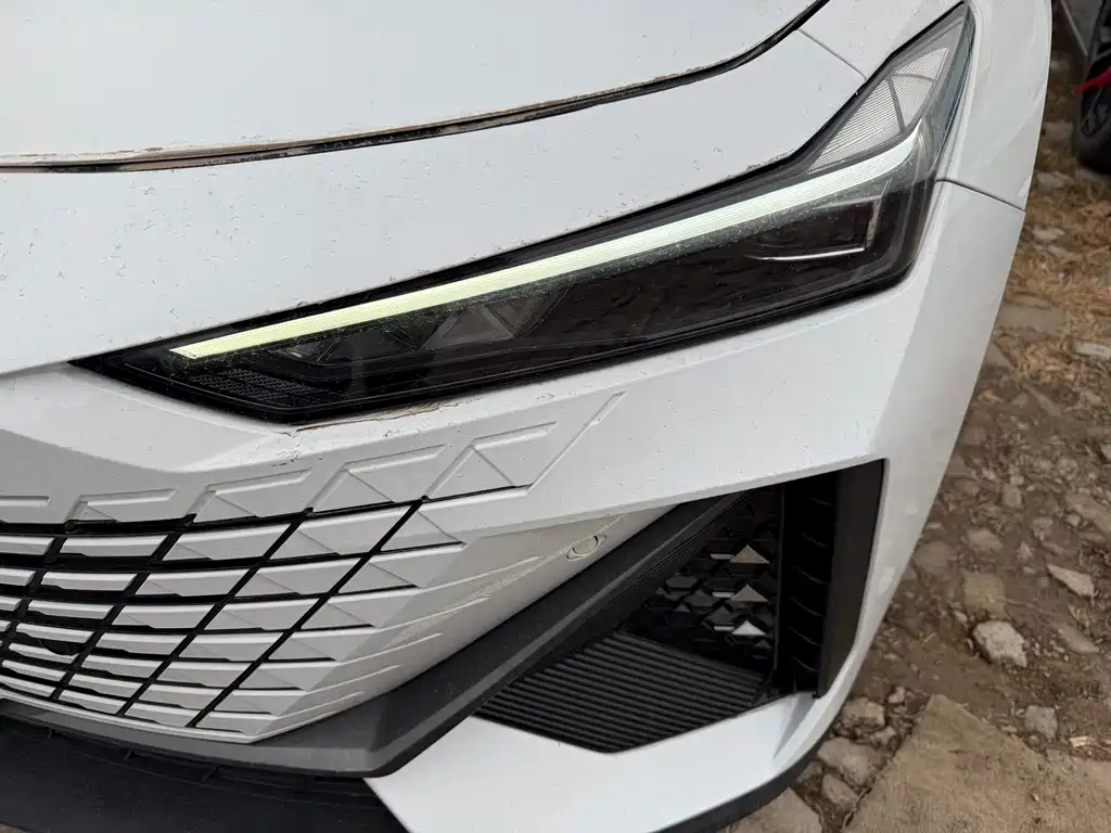 Changan UNI-V 2023