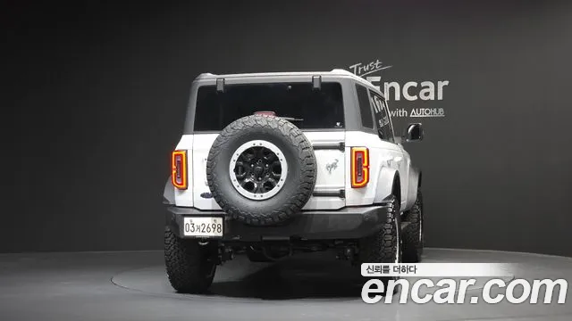 Ford Bronco 2024