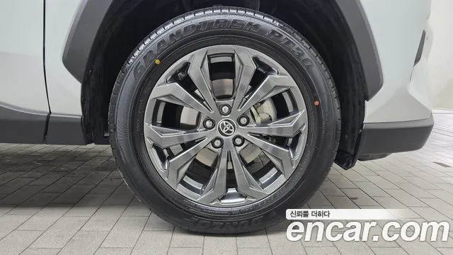 Toyota RAV4 2024