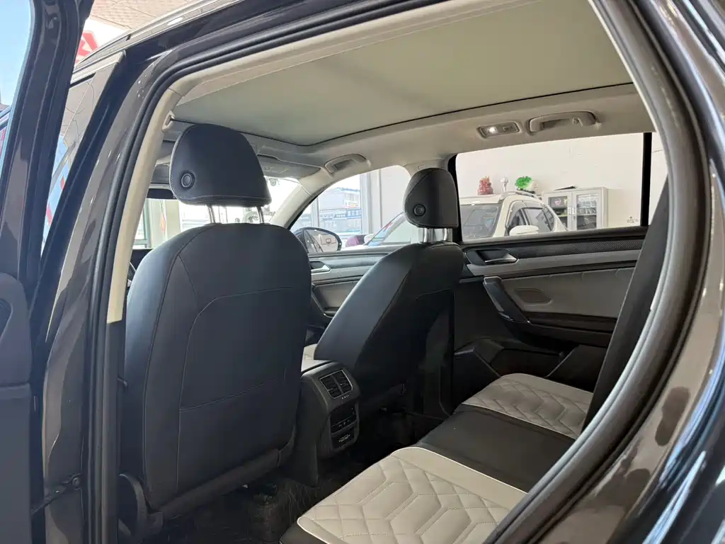 Volkswagen Tayron 2023