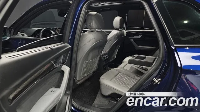 Audi SQ5 2021