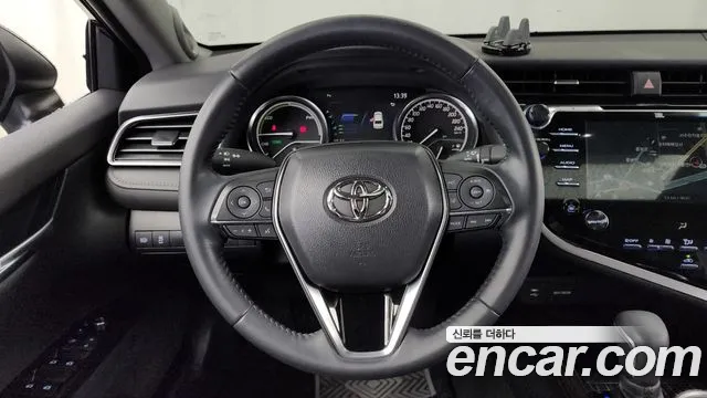 Toyota Camry 2020