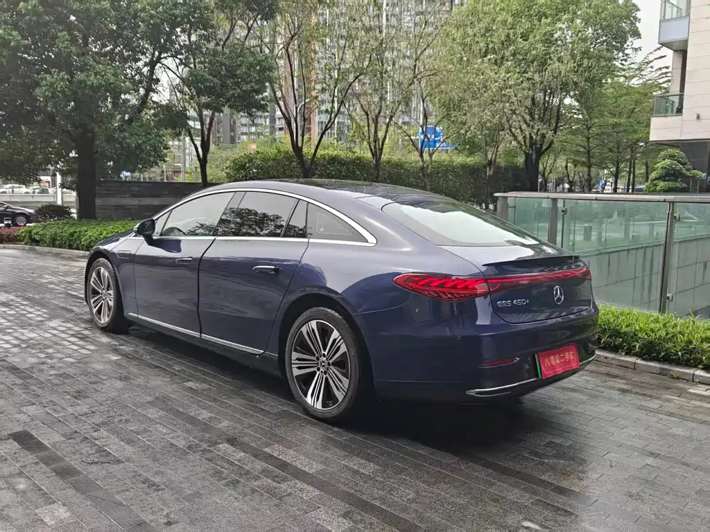 Mercedes-Benz EQS 2023