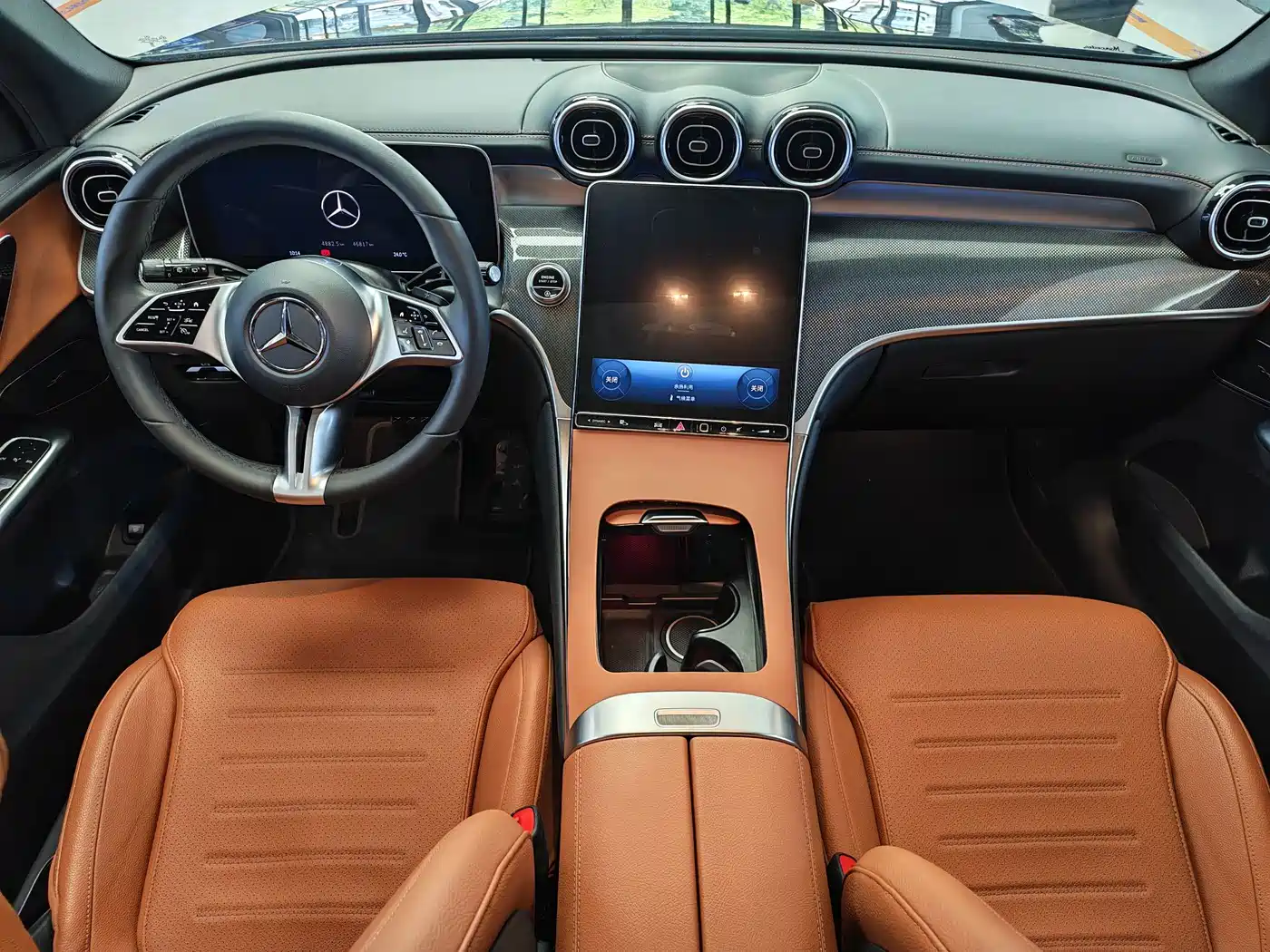 Mercedes-Benz GLC 2024