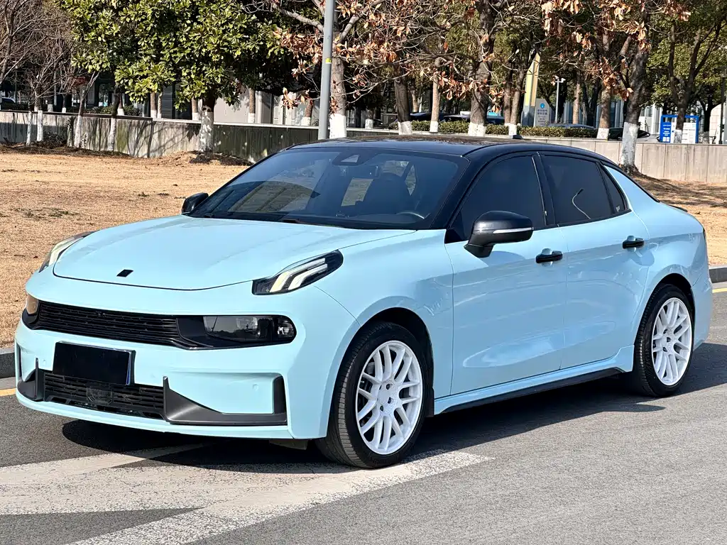 Lynk & Co 03 2021
