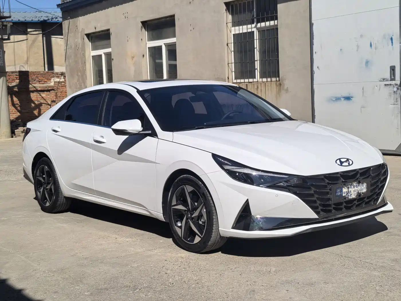 Hyundai Elantra 2023