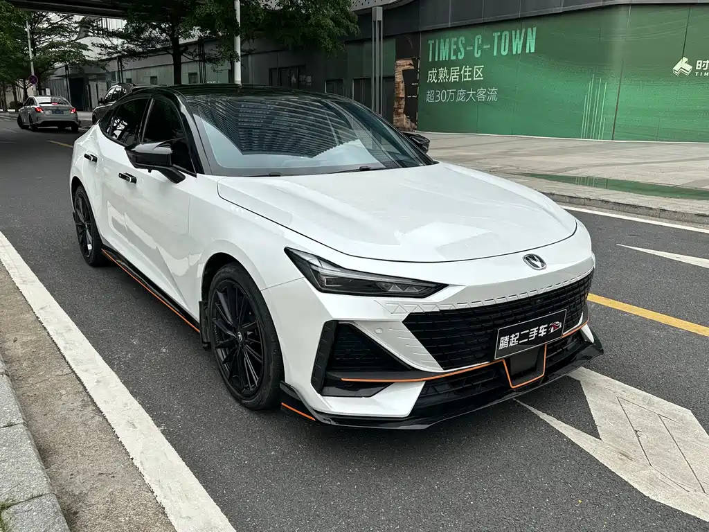 Changan UNI-V 2022