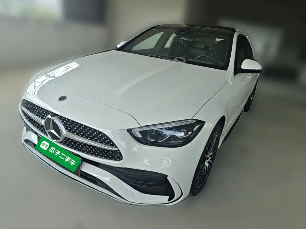 Mercedes-Benz C-Класс 2024