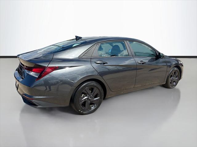 Hyundai Elantra 2023