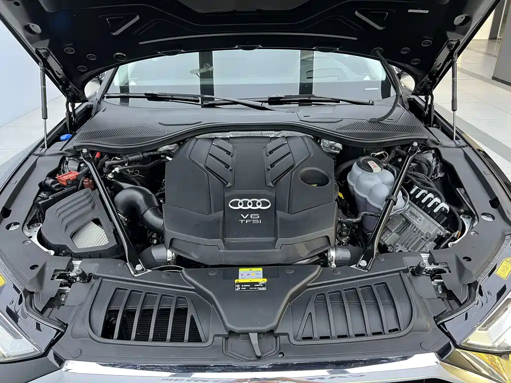 Audi A8 2022