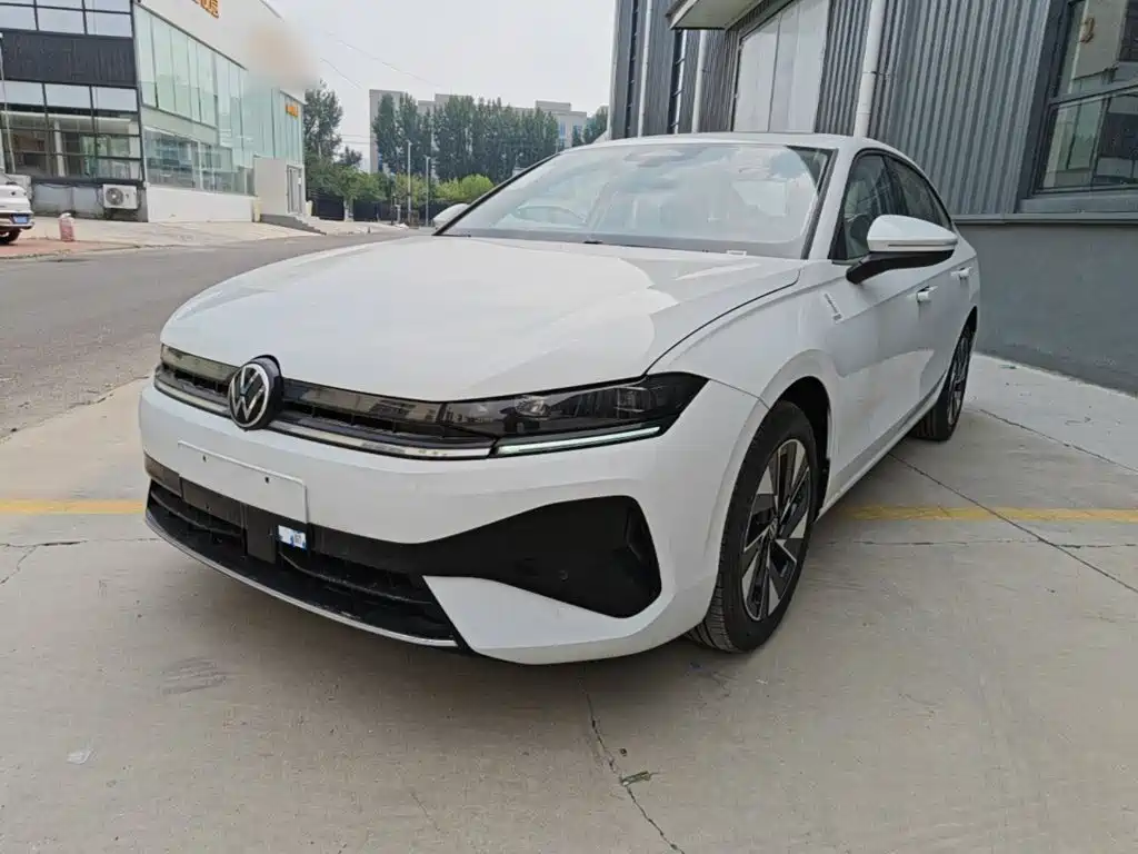 Volkswagen Sagitar 2026