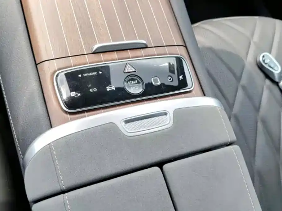 Mercedes-Benz EQS 2025