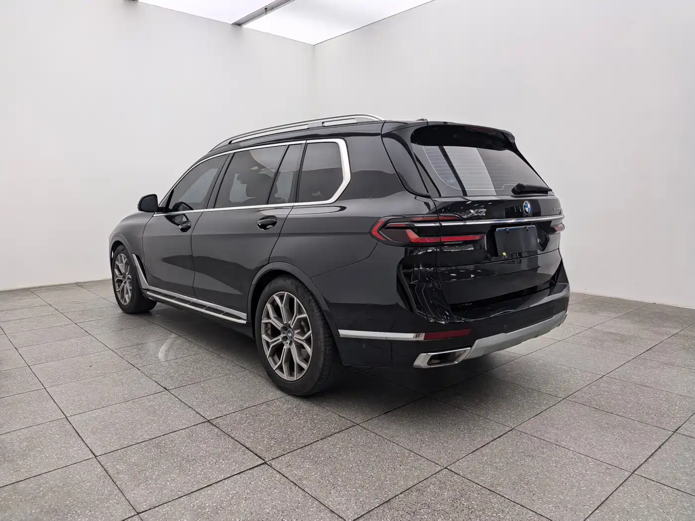 BMW X7 2025