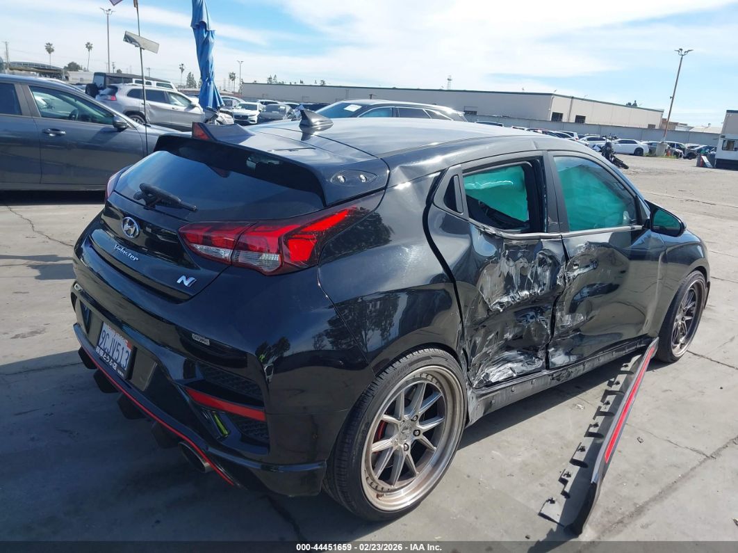 Hyundai Veloster 2022