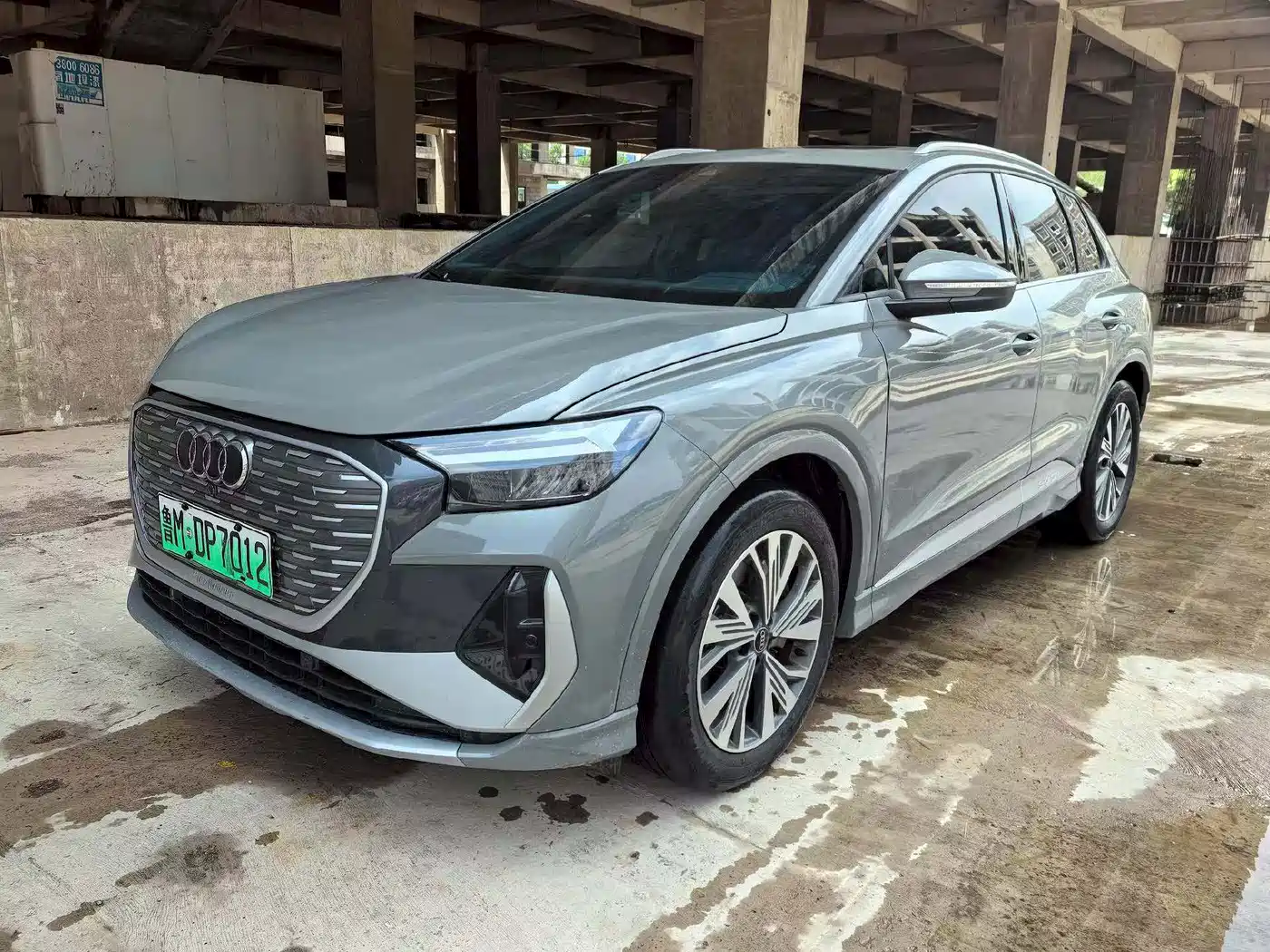 Audi Q4 e-tron 2024