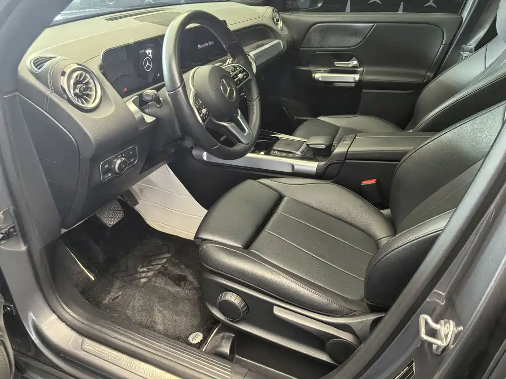 Mercedes-Benz GLB 2022