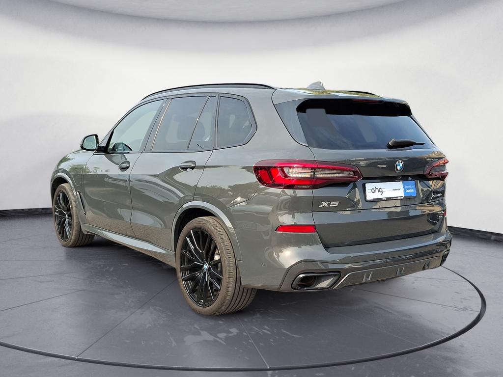 BMW X5 2021