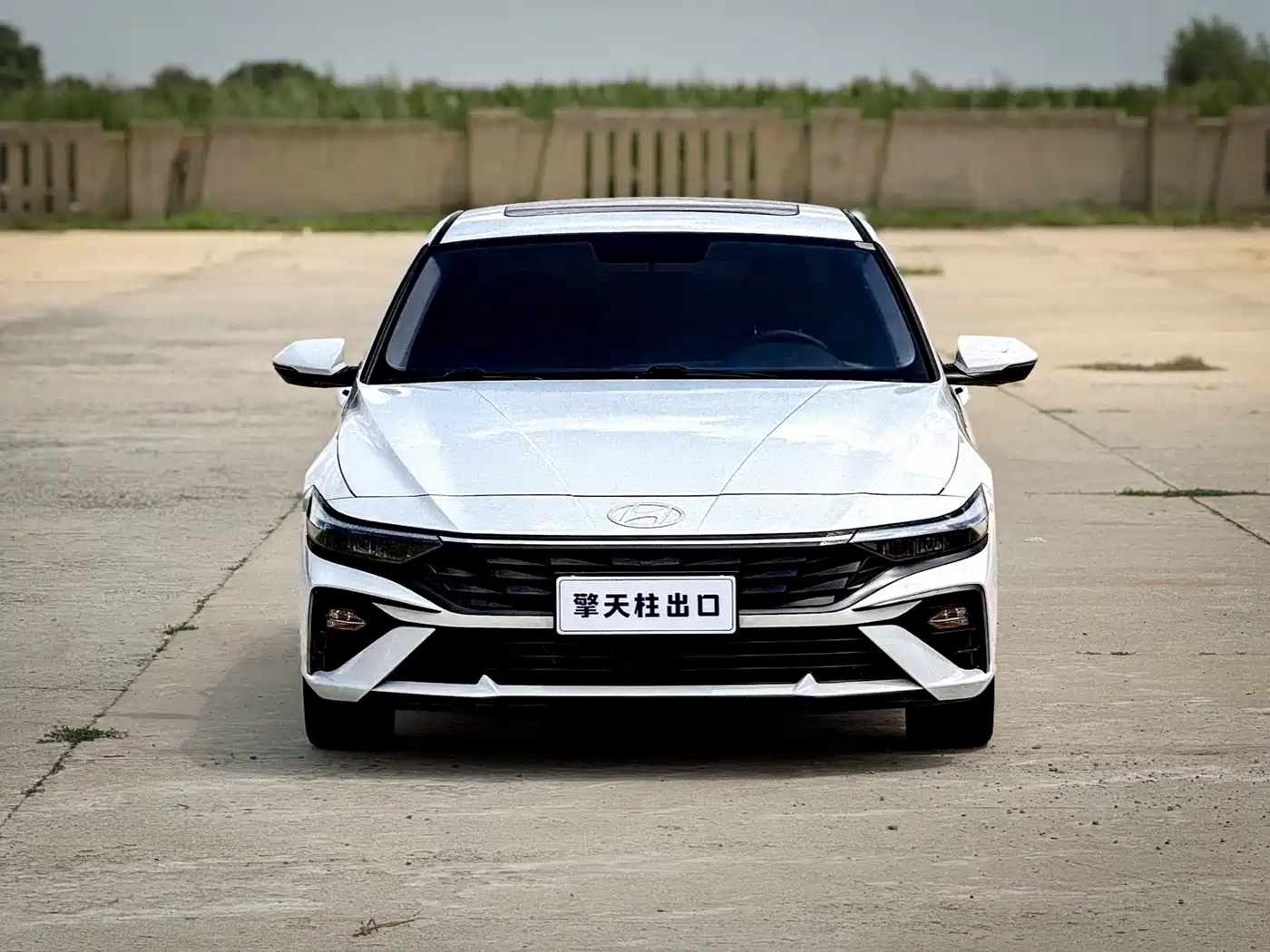 Hyundai Elantra 2023