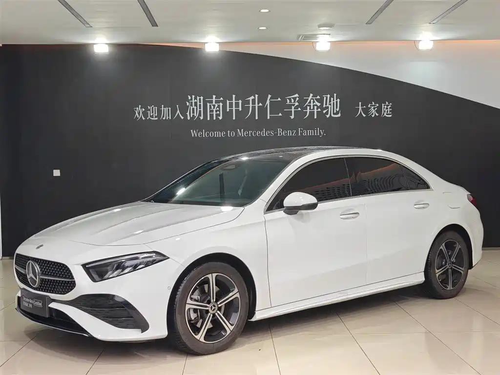 Mercedes-Benz A-Класс 2024