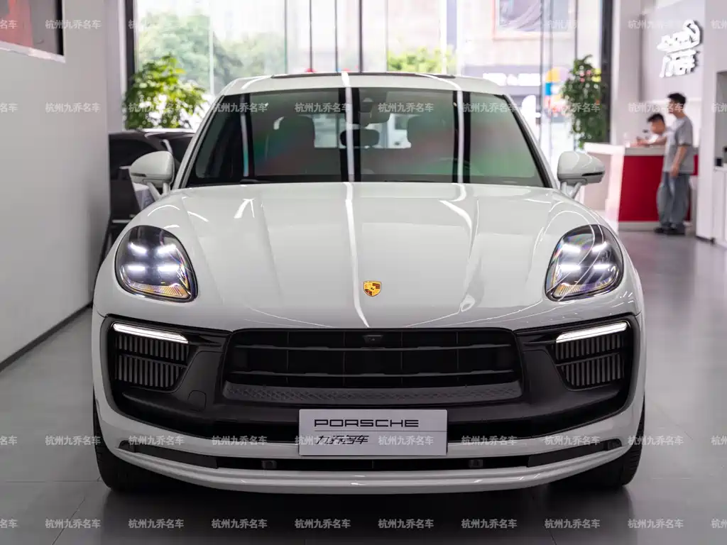 Porsche Macan 2022