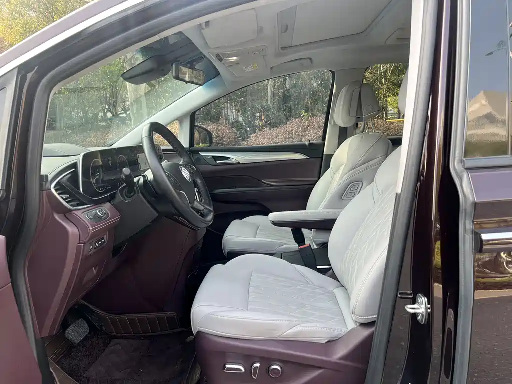 Buick GL8 2022