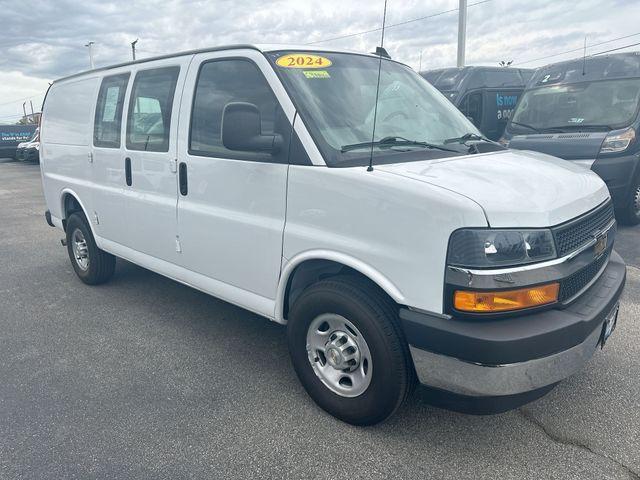 Chevrolet Express 2024