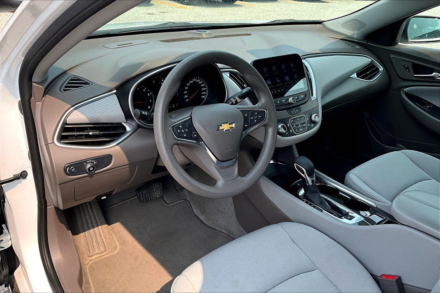 Chevrolet Malibu 2024