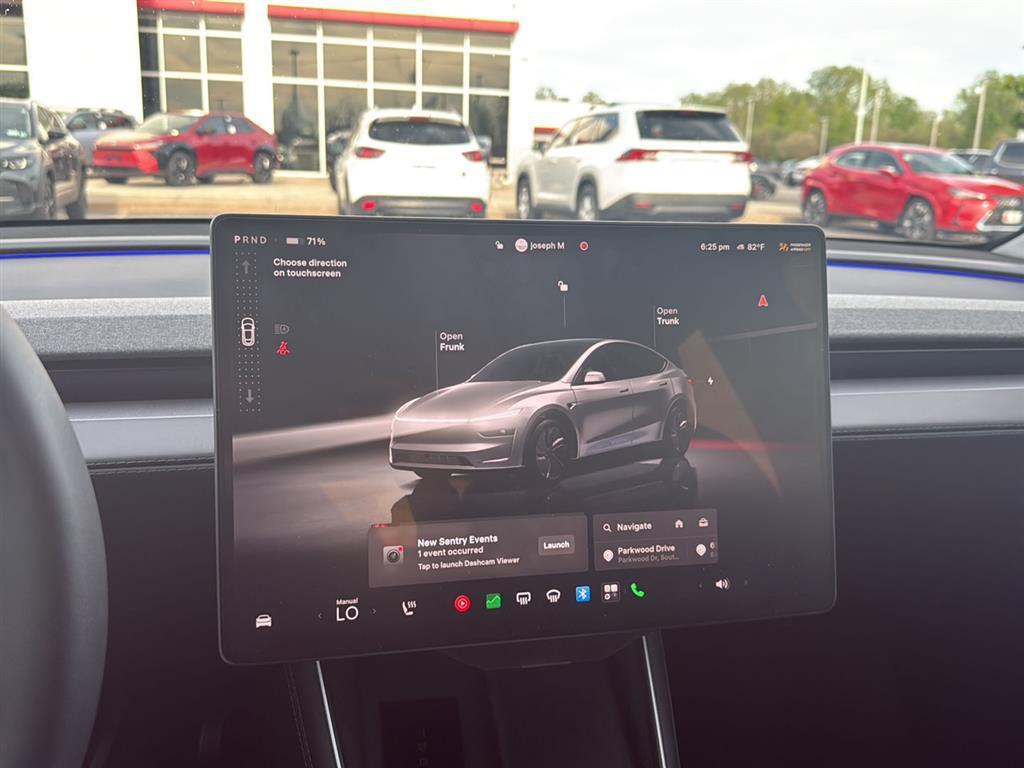 Tesla Model Y 2026