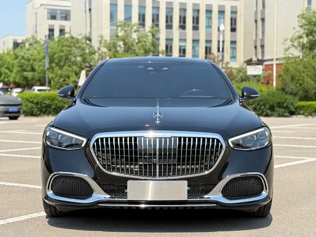 Mercedes-Benz Maybach S-Класс 2022
