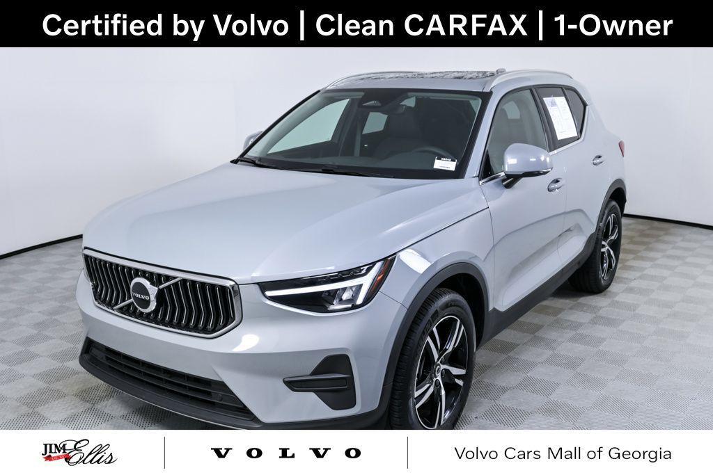 Volvo XC40 2025