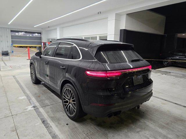 Porsche Cayenne 2021