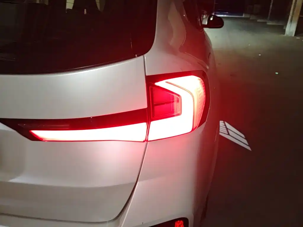 BMW iX1 2024
