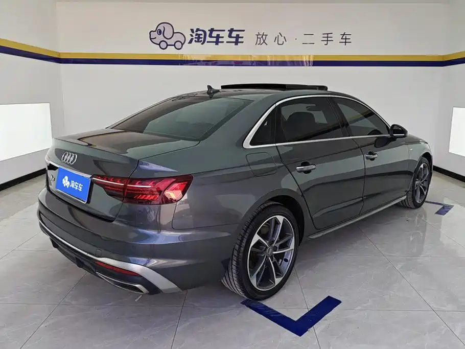Audi A4 2021