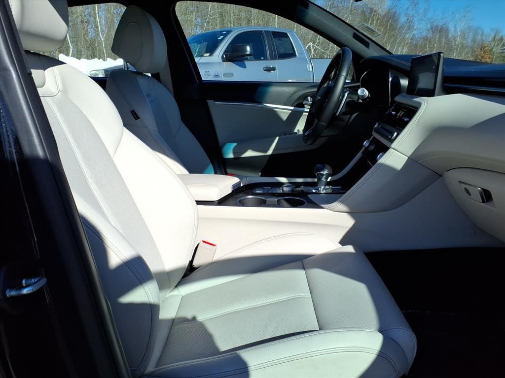 Genesis G70 2025
