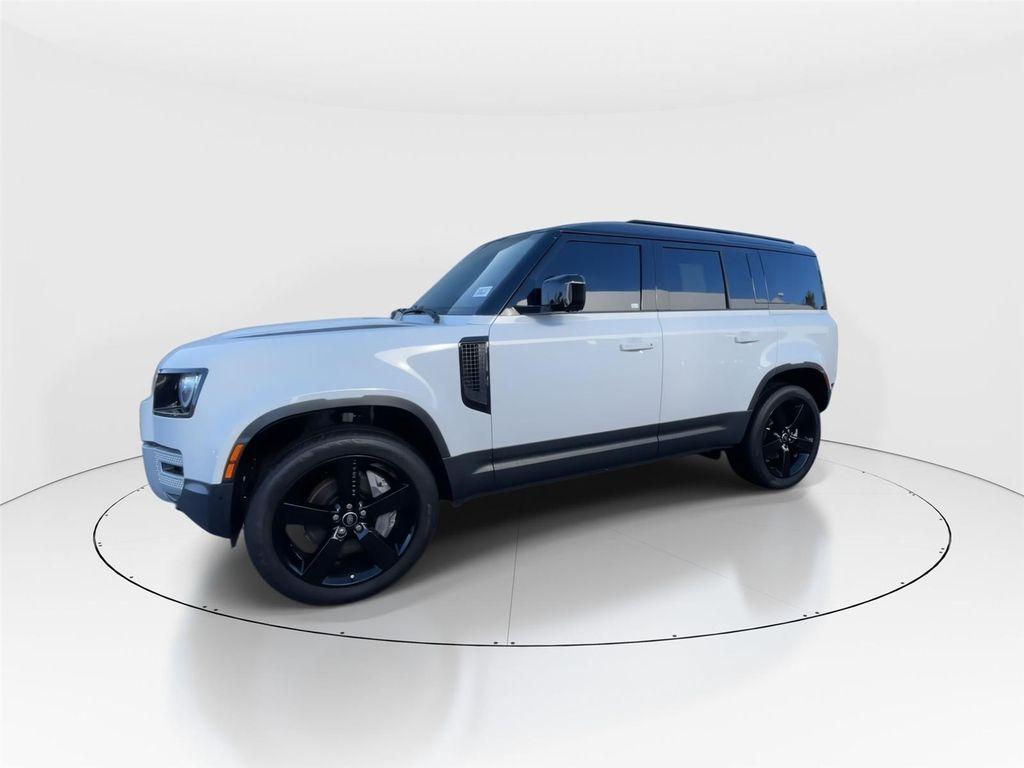 Land Rover Defender 2023