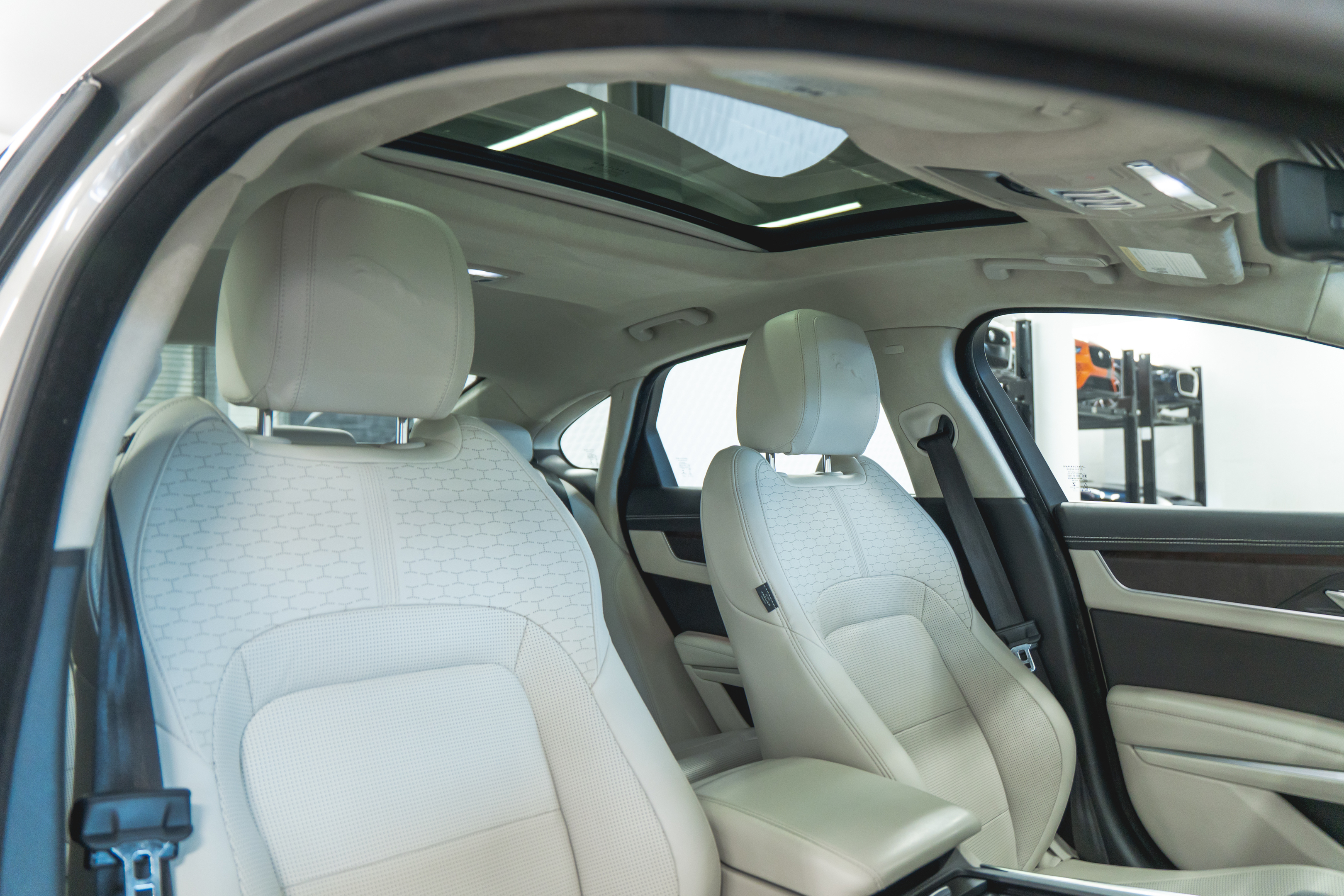 Jaguar XF 2022
