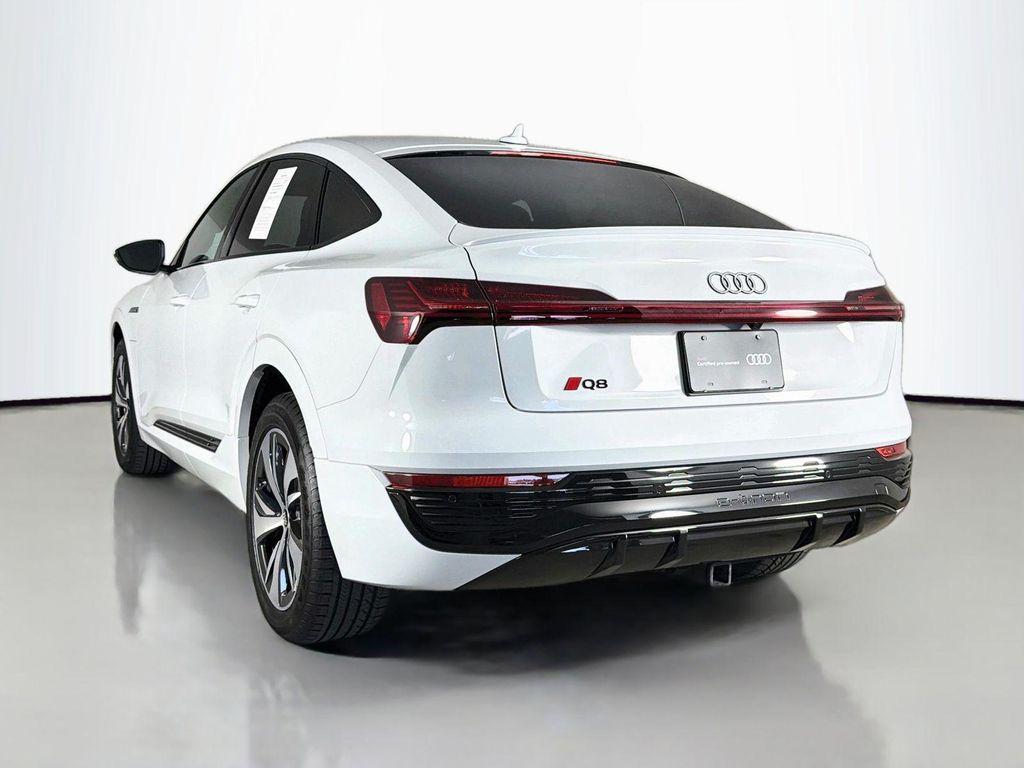 Audi Q8 e-tron 2024