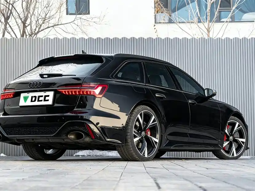 Audi RS 6 2021