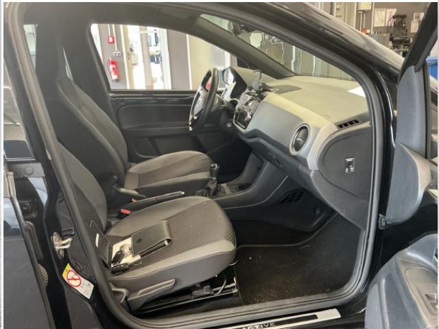 Volkswagen up! 2023