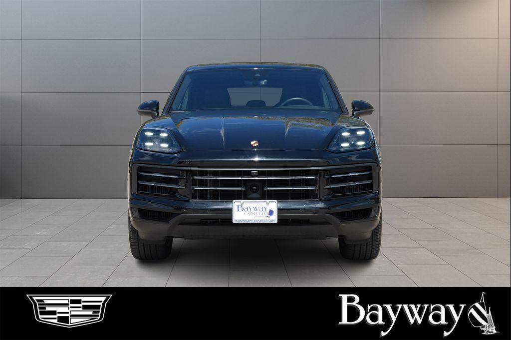 Porsche Cayenne 2025