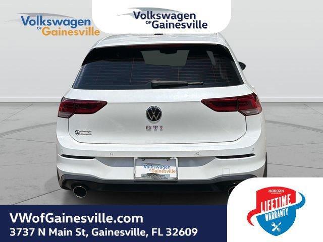 Volkswagen Golf GTI 2024